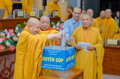 Gần 1 tỷ đồng được quyên góp cứu trợ đồng bào vùng lũ